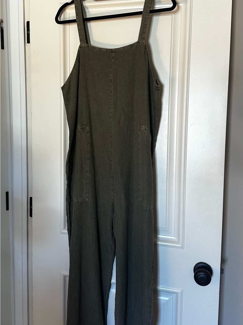 Nwt Universal Thread Olive Green Utility Jumpsuit w Front Pockets Medium Capri